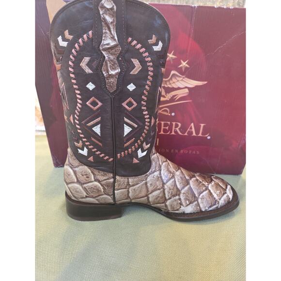 El General Exotic Pirarucu Fish Skin Leather Size 9 USA Western Boots main image 7
